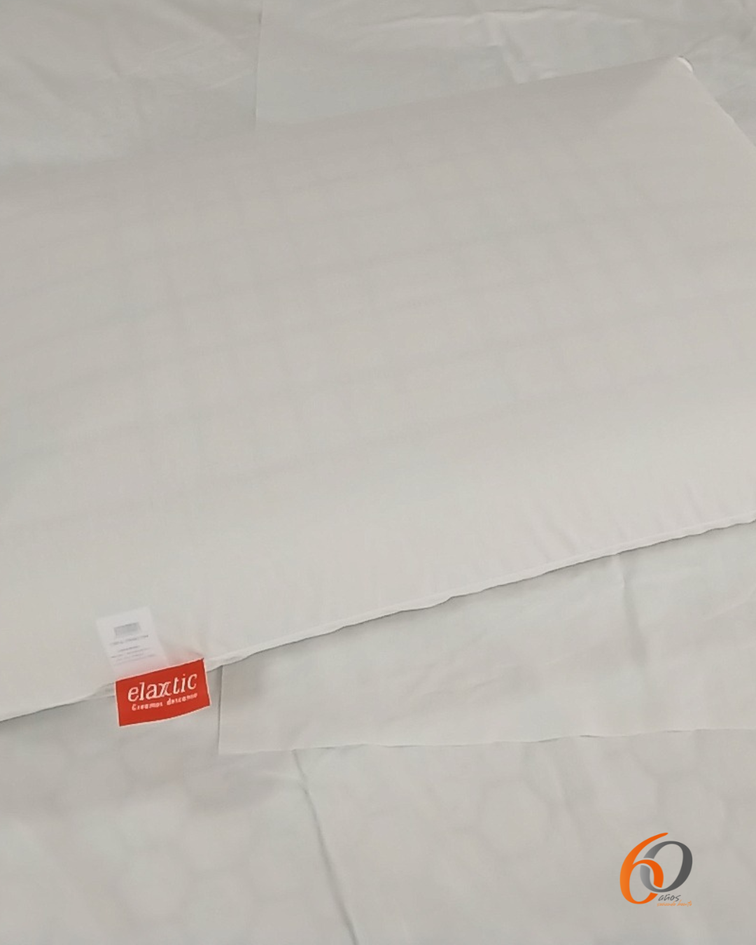 cómo evitar manchas amarillas en las almohadas